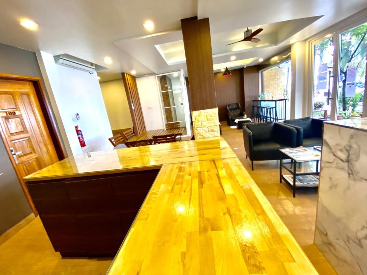 Beach Breeze And Spa Hulhumale Exterior photo