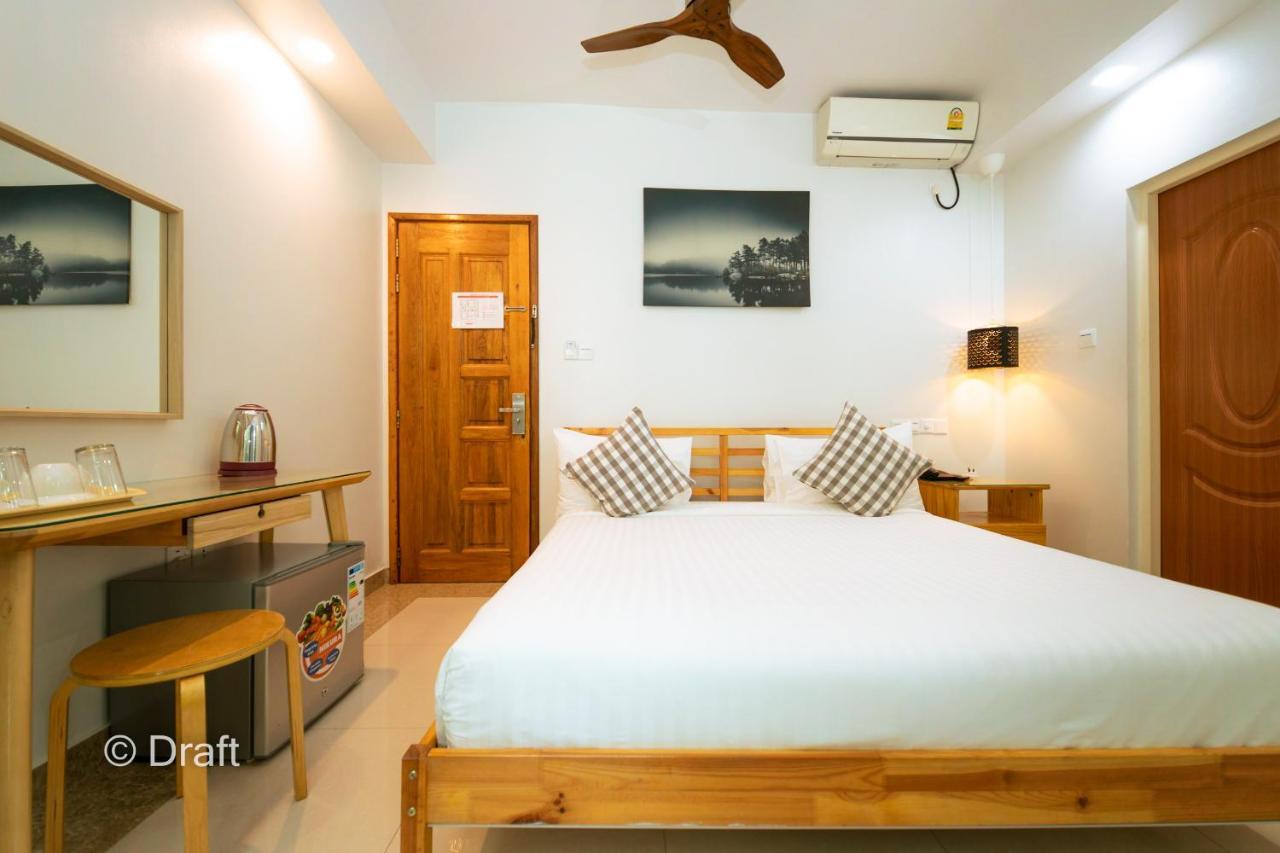 Beach Breeze And Spa Hulhumale Exterior photo