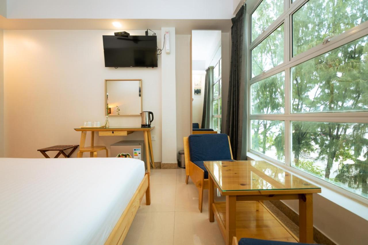 Beach Breeze And Spa Hulhumale Exterior photo